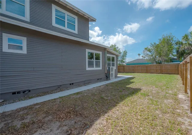 Homes for sale in Tampa, FL | 2702 W Palmetto St, Tampa, FL 33607 | MLS# TB8513812