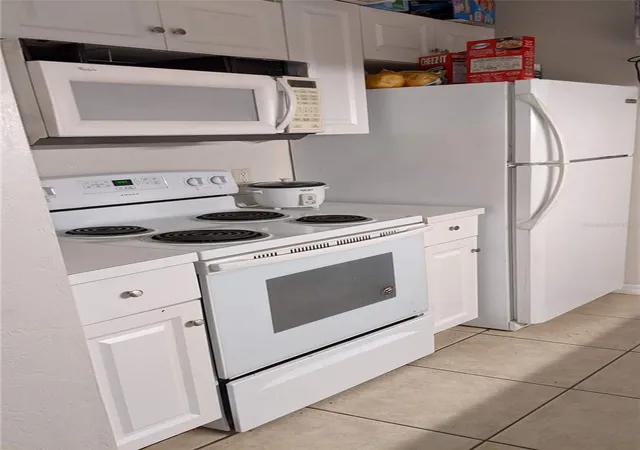 Photo 3 of Condo for sale at 4000 Sw 23rd Street #3-107, Gainesville, FL 32608 | MLS# GC540765 | Listing updated on 2026-09-13