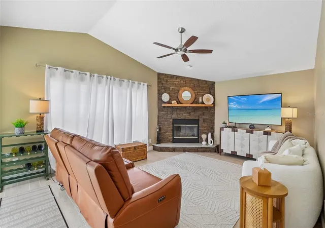 4th image of 1817 Wood Bend St, Tarpon Springs, FL 34689 | MLS# TB8513817
