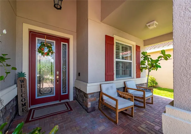 Photo 2 of Sale Pending at 3006 Oriole Dr, Sarasota, FL 34243 | MLS# C7526767 | Listing updated on 2026-10-06