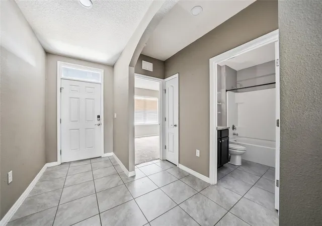 5th image of 3268 Country Walk Club Cir, Winter Haven, FL 33881 | MLS# S5150893