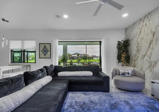 Photo 3 of Mansion for sale at 5609 Clearwater Ct, Bradenton, FL 34211 | MLS# A4695345 | Listing updated on 2026-09-21