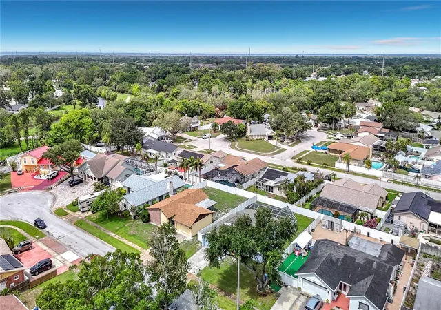 Photo 2 of Single family home for sale at 7010 Cobblewood Ct, Tampa, FL 33615 | MLS# TB8513832 | Listing updated on 2026-09-20