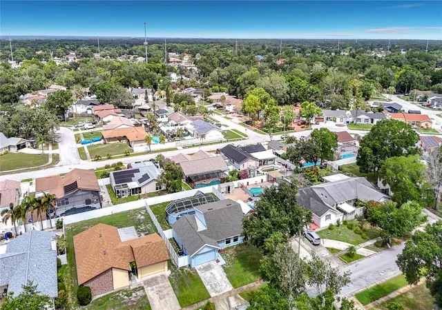 Photo 3 of Single family home for sale at 7010 Cobblewood Ct, Tampa, FL 33615 | MLS# TB8513832 | Listing updated on 2026-09-20