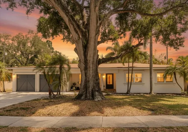 1st image of 3138 W Euclid Ave, Tampa, FL 33629 | MLS# TB8513838