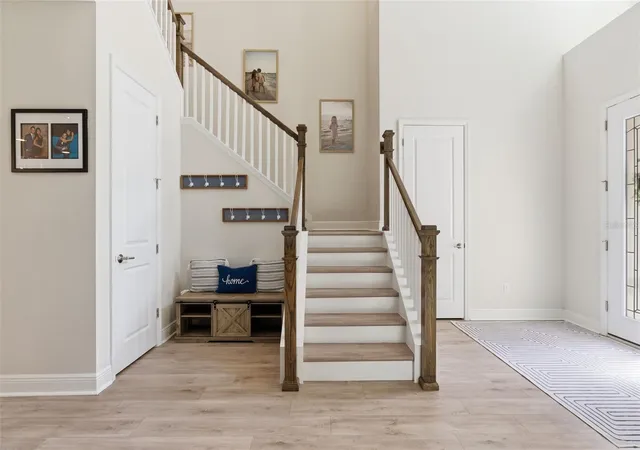 5th image of 12962 Steed Trace Loop, Lithia, FL 33547 | MLS# TB8513875