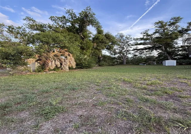 5th image of 1605 E 33rd Ave, Tampa, FL 33610 | MLS# TB8513880