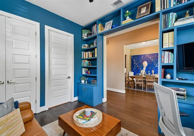 5th image of 2107 Hargill Dr, Orlando, FL 32806 | MLS# O6412163
