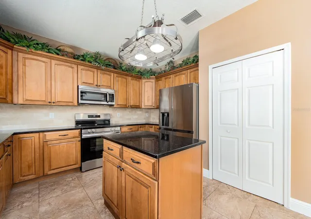 5th image of 3256 Bentley Dr, Palm Harbor, FL 34684 | MLS# TB8513921