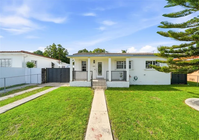 1st image of 465 E 38th St, Hialeah, FL 33013 | MLS# TB8513944