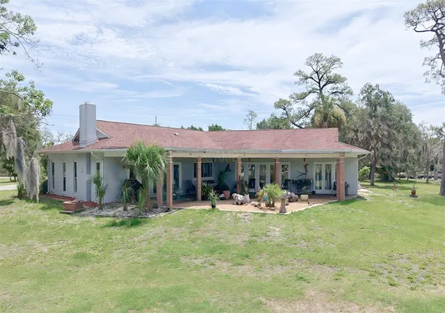 Homes for sale in Crystal River, FL | 11580 W Dixie Shores Dr, Crystal River, FL 34429 | MLS# OM725713