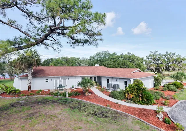 2nd image of 11580 W Dixie Shores Dr, Crystal River, FL 34429 | MLS# OM725713