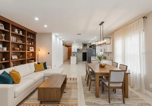 3rd image of 1829 5Th, Miami, FL 33125 | MLS# O6412208