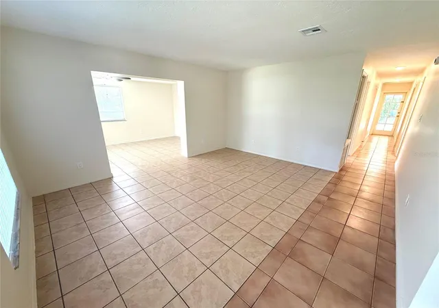 Photo 3 of Single family home for sale at 101 S Flamingo Ave, Winter Springs, FL 32708 | MLS# S5150918 | Listing updated on 2026-10-03