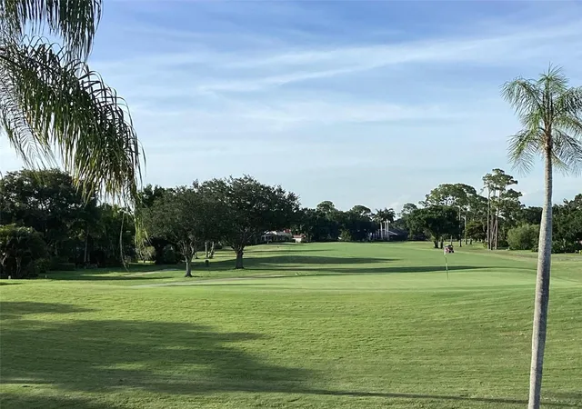 3rd image of 6211 Timber Lake Dr #B4, Sarasota, FL 34243 | MLS# O6412209