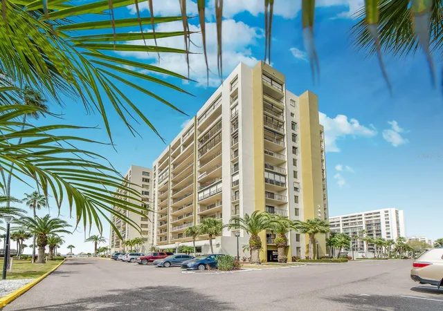 2nd image of 1480 Gulf Blvd, CLEARWATER BEACH, FL 33767