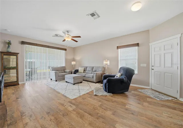 4th image of 6936 Surrey Oak Dr, Apollo Beach, FL 33572 | MLS# L4962317
