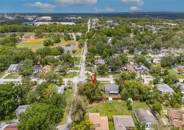 45th image of 5001 Whiteway Dr, Tampa, FL 33617 | MLS# TB8513974