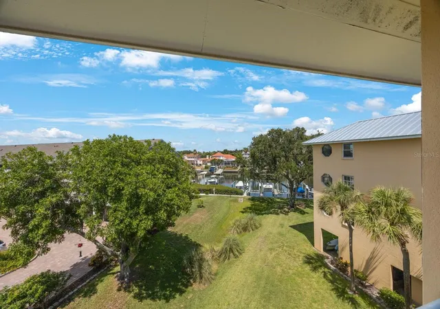 Homes for sale in Saint Petersburg, FL | 1125 Pinellas Bayway S #305, Saint Petersburg, FL 33715 | MLS# TB8513975