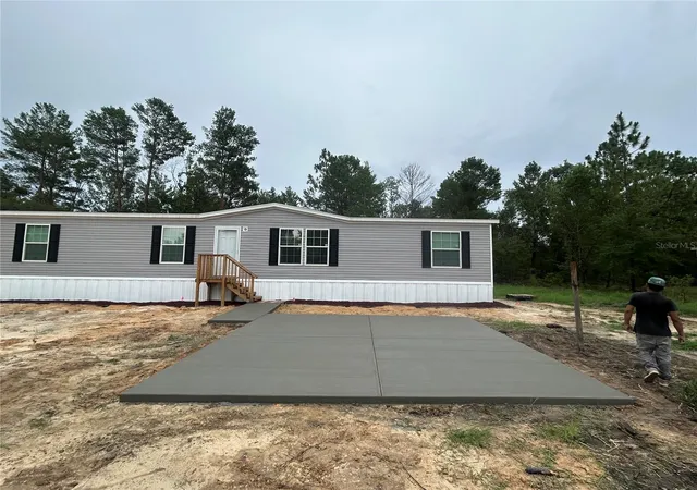 Photo 1 of Manufactured home for sale at 150 19th Street, Interlachen, FL 32148 | MLS# GC540777 | Listing updated on 2026-10-02