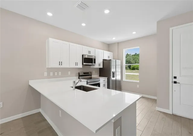 Photo 2 of Single family home for sale at 2910 Sw 165 Street Rd, Ocala, FL 34473 | MLS# OM725721 | Listing updated on 2026-09-02