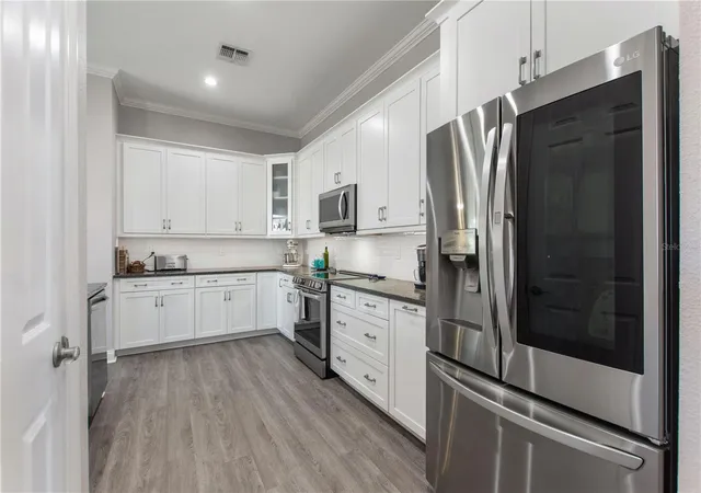 Photo 3 of Single family home for sale at 1039 Motorcoach Dr, Polk City, FL 33868 | MLS# L4962323 | Listing updated on 2026-10-05