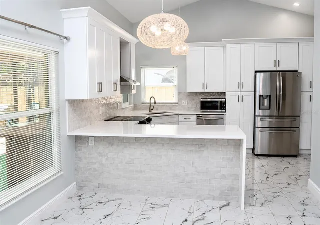 Photo 3 of Single family home for sale at 2609 Ml Run Blvd, Kissimmee, FL 34744 | MLS# S5150924 | Listing updated on 2026-09-01