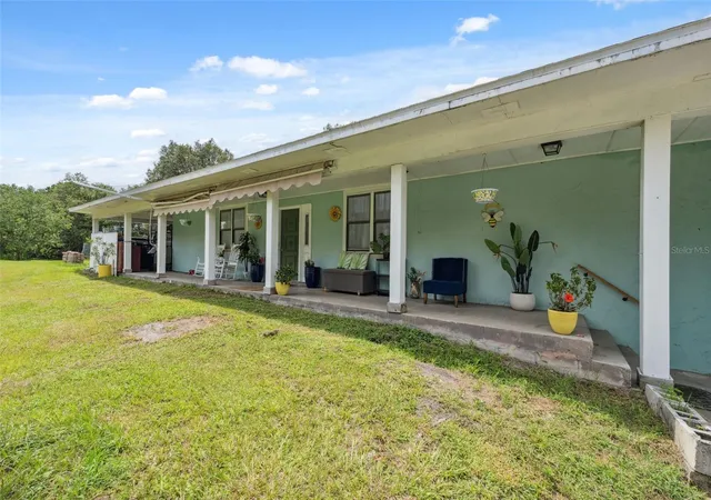 3rd image of 4527 Redcoat Dr, Wesley Chapel, FL 33543 | MLS# TB8514000