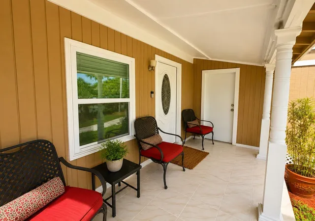 3rd image of 802 Jurgens St, Clearwater, FL 33755 | MLS# TB8514004