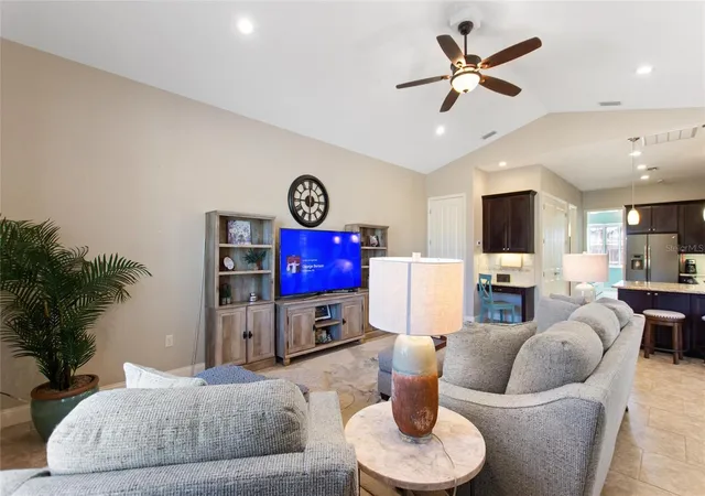 Photo 4 of Single family home for sale at 1030 Cross Rds Dr, Polk City, FL 33868 | MLS# L4962325 | Listing updated on 2026-10-05
