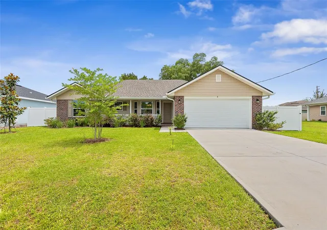 3rd image of 8 Persimmon Dr, Palm Coast, FL 32164 | MLS# FC318919