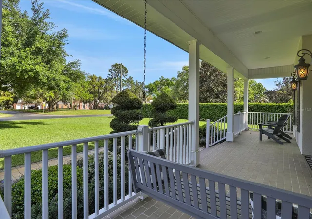 4th image of 3831 Gaines Dr, Winter Haven, FL 33884 | MLS# L4962328