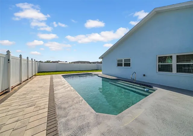 Photo 3 of Single family home for sale at 2020 58th Avenue S, St Petersburg, FL 33712 | MLS# TB8514037 | Listing updated on 2026-09-27