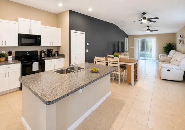 4th image of 15446 Broad Brush Dr, Ruskin, FL 33573 | MLS# TB8514054