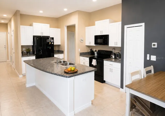 5th image of 15446 Broad Brush Dr, Ruskin, FL 33573 | MLS# TB8514054