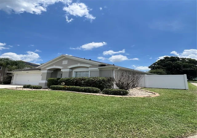 Homes for sale in Kissimmee, FL | 3244 Herons Point Cir, Kissimmee, FL 34741 | MLS# S5150936