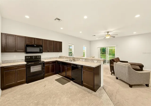 Photo 3 of Townhouse for sale at 4680 Vignette Way, Sarasota, FL 34240 | MLS# TB8514067 | Listing updated on 2026-09-03
