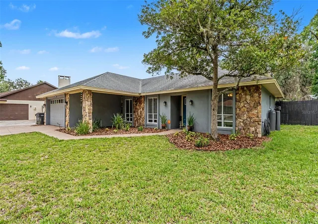 Homes for sale in Lakeland, FL | 5776 Deer Flag Dr, Lakeland, FL 33811 | MLS# S5150940