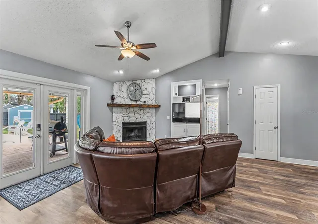 5th image of 5776 Deer Flag Dr, Lakeland, FL 33811 | MLS# S5150940