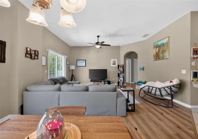 Listing Photo 5 - Condo for sale in building located at 2811 San Jacinto Cir, Sanford, FL 32771