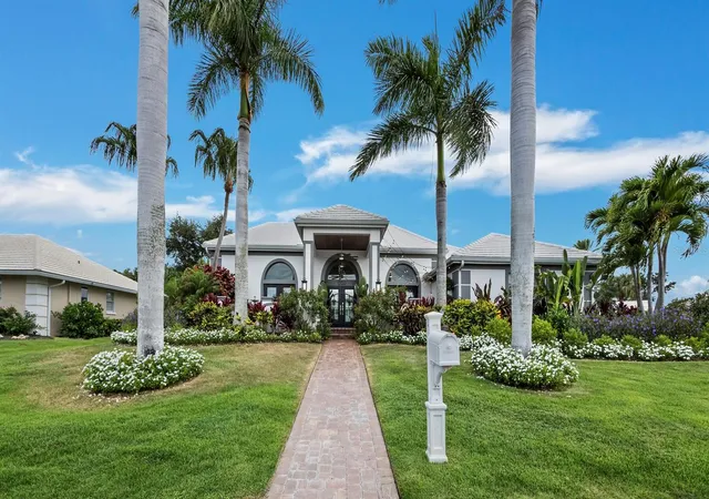 Photo 3 of Single family home for sale at 206 Four Knot Ln, Osprey, FL 34229 | MLS# A4695429 | Listing updated on 2026-10-09
