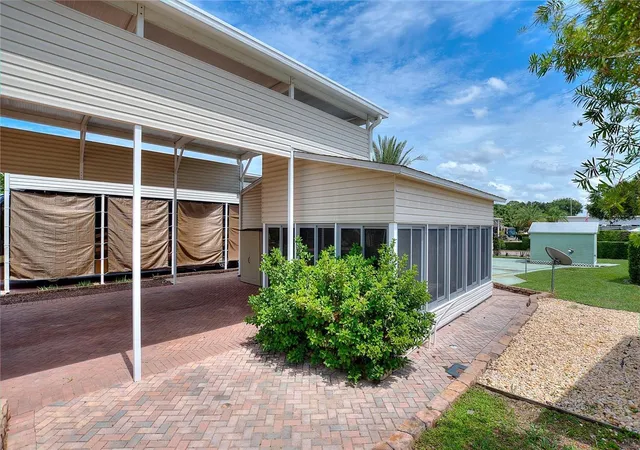 Photo 4 of Single family home for sale at 2336 St George Dr, Davenport, FL 33837 | MLS# O6412318 | Listing updated on 2026-07-21