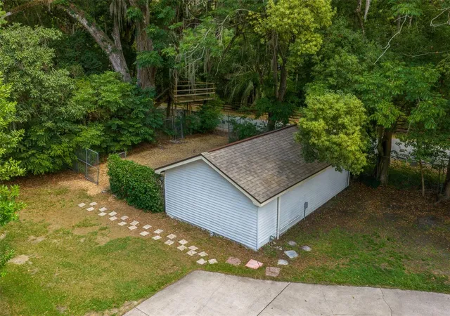 2nd image of 1985 Ne 97th Streed Rd, Anthony, FL 32617 | MLS# OM725739