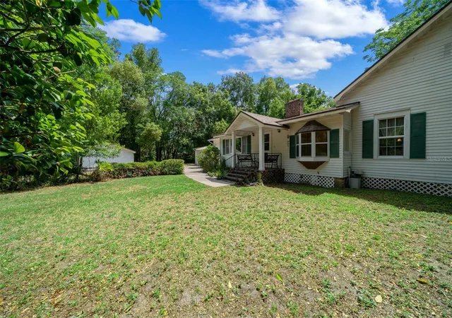 4th image of 1985 Ne 97Th Streed Rd, Anthony, FL 32617 | MLS# OM725739