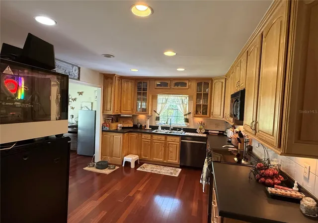 Photo 4 of Single family home for sale at 305 White Oak Dr, Altamonte Springs, FL 32701 | MLS# G5113103 | Listing updated on 2026-07-25