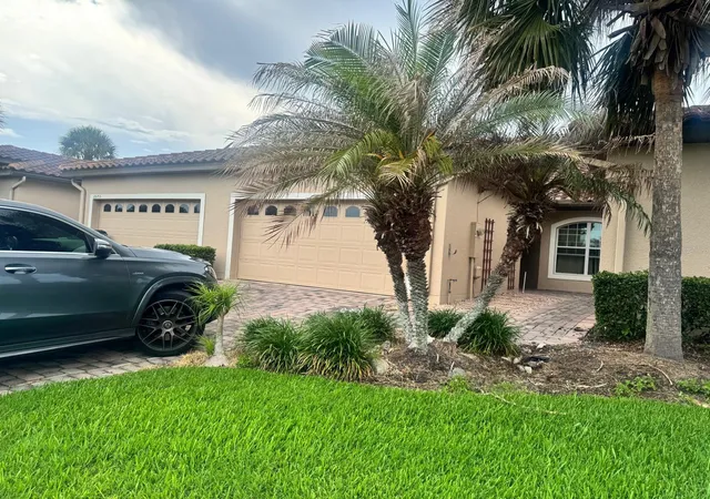 2nd image of 26715 Bella Vista Dr, Howey In The Hills, FL 34737 | MLS# O6412322