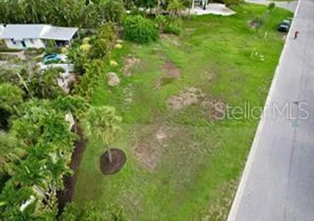 3rd image of 521 Neptune Ave, Longboat Key, FL 34228 | MLS# A4695436