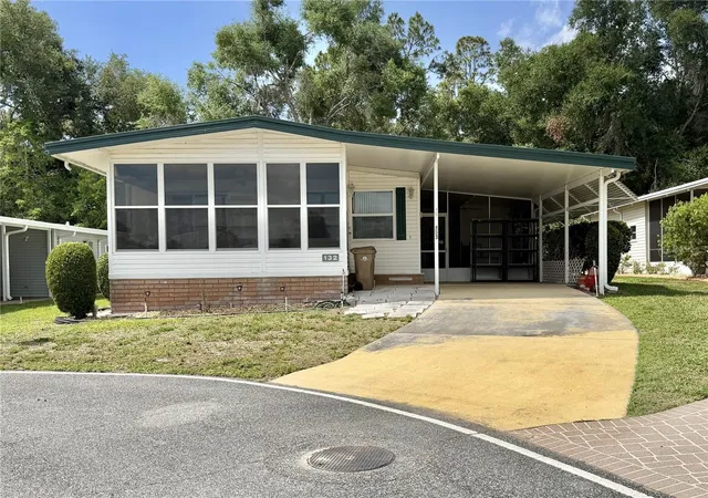 Photo 1 of Manufactured home for sale at 132 Tamarisk Way, Leesburg, FL 34748 | MLS# G5113104 | Listing updated on 2026-10-23