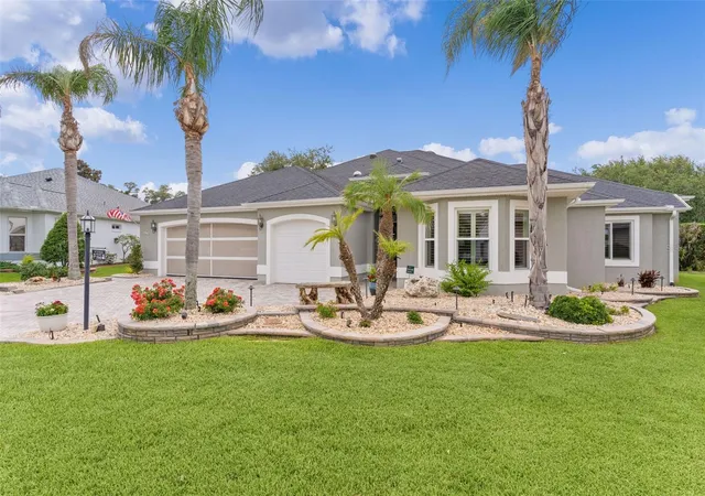 Photo 3 of Single family home for sale at 3560 Worth Cir, The Villages, FL 32162 | MLS# G5113106 | Listing updated on 2026-07-15