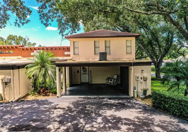 Photo 4 of Condo for sale at 11 Loma Verde #11, Lakeland, FL 33813 | MLS# L4962333 | Listing updated on 2026-08-03